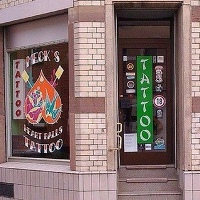 Heart Balls Tattoo aus Heilbronn